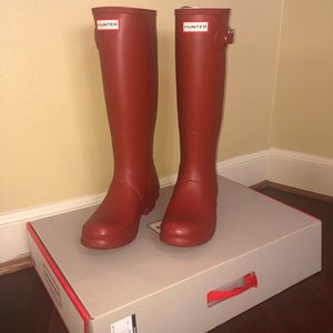 NIB Red Hunter Rain boots (Tall)